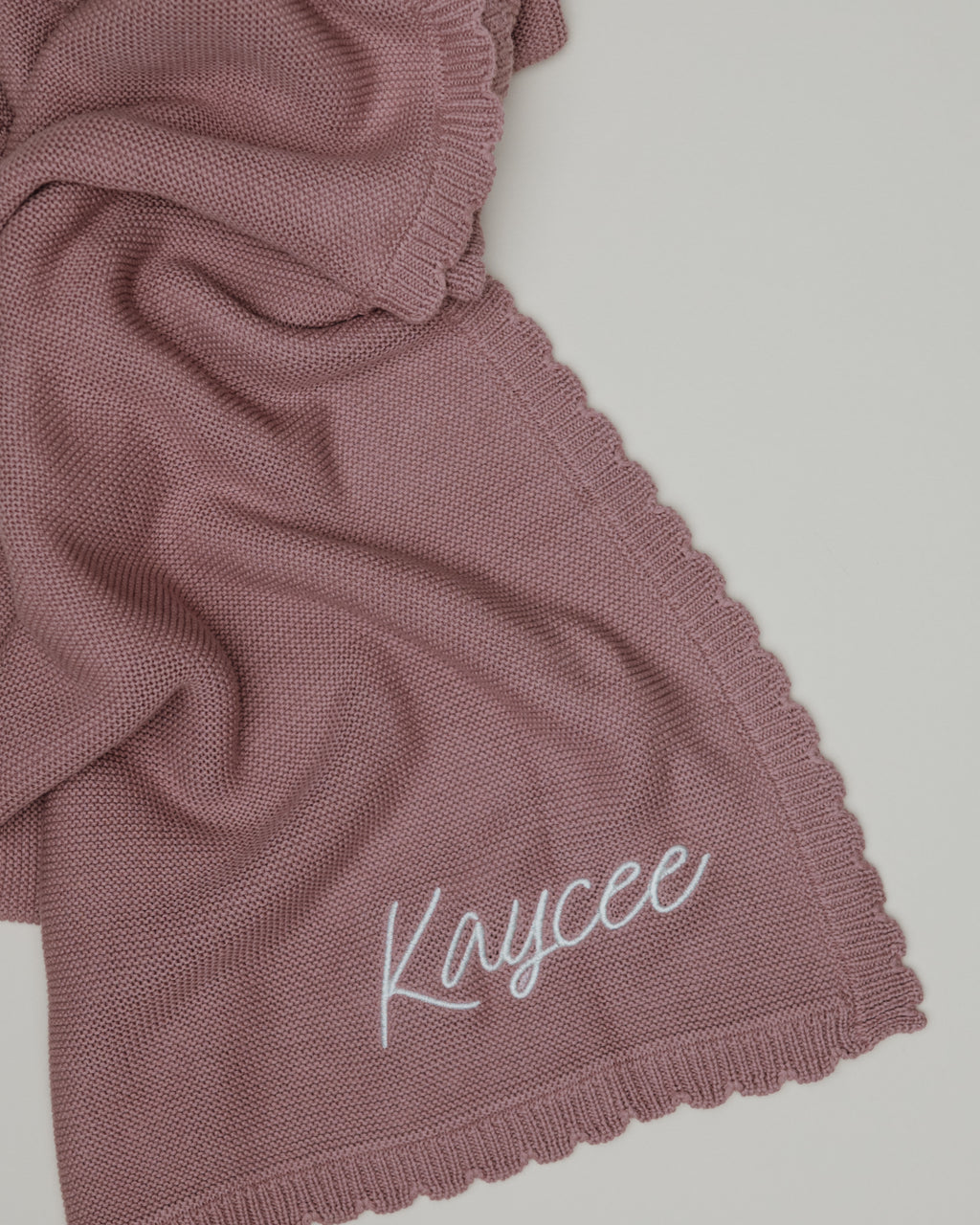 Scallop Edge Knit Blanket - Vintage Rose