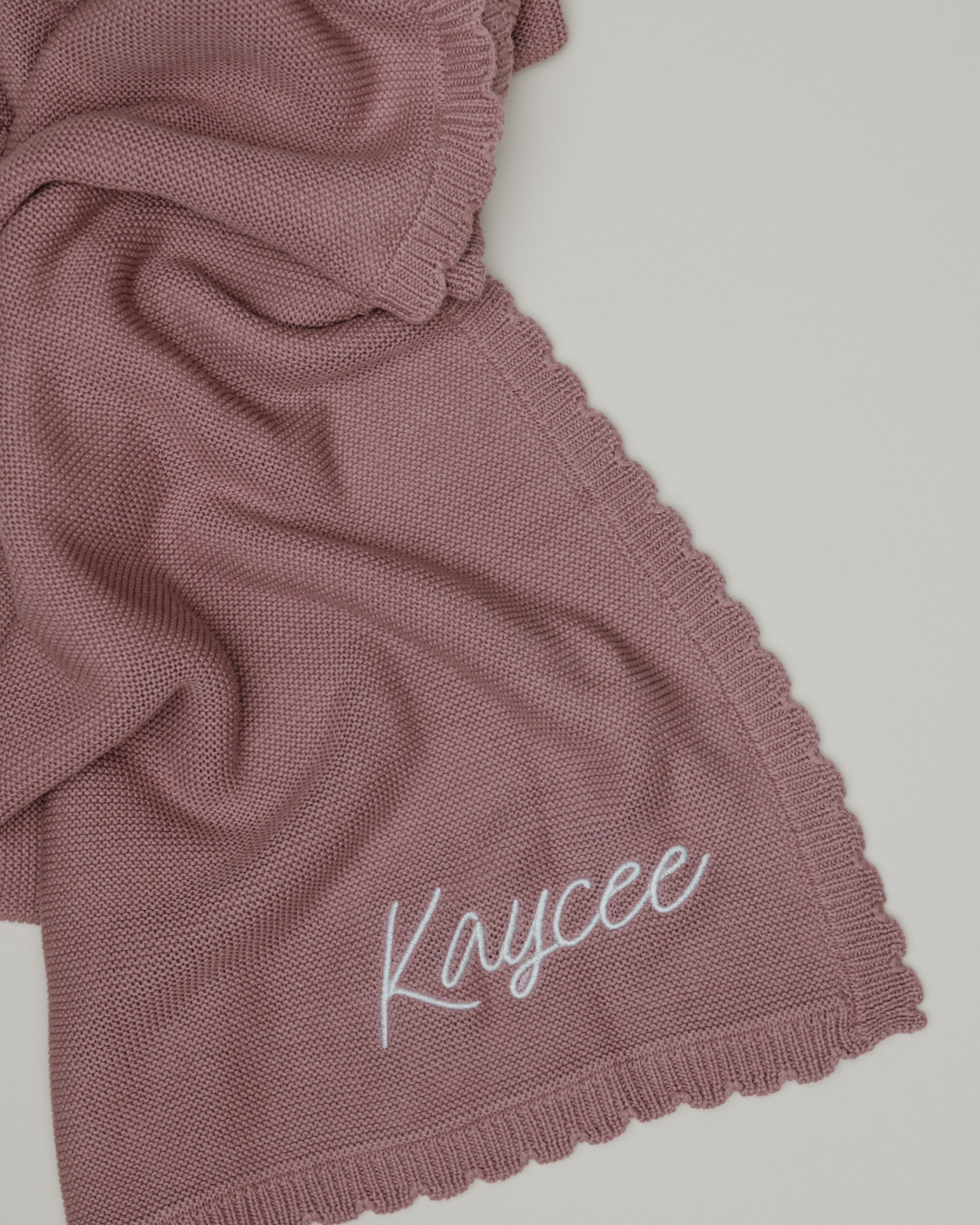 Scallop Edge Knit Blanket - Vintage Rose